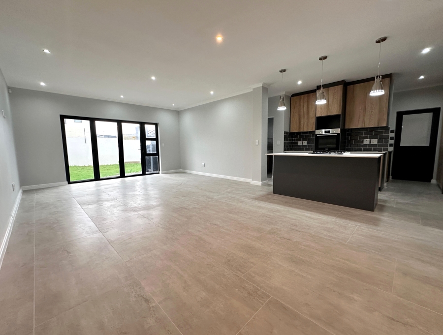 4 Bedroom Property for Sale in Sandown Western Cape